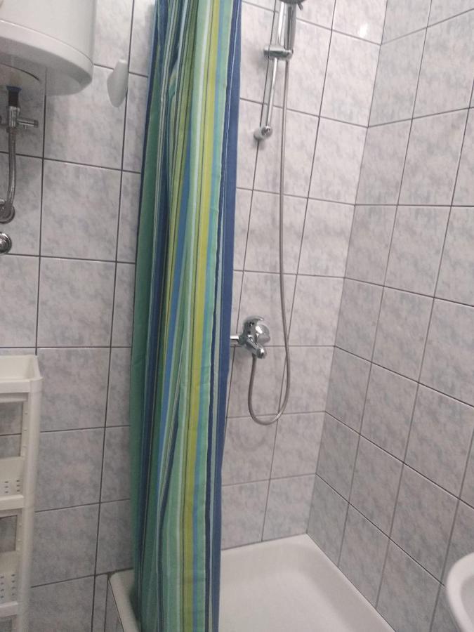 Apartment Savic Starigrad Paklenica Εξωτερικό φωτογραφία