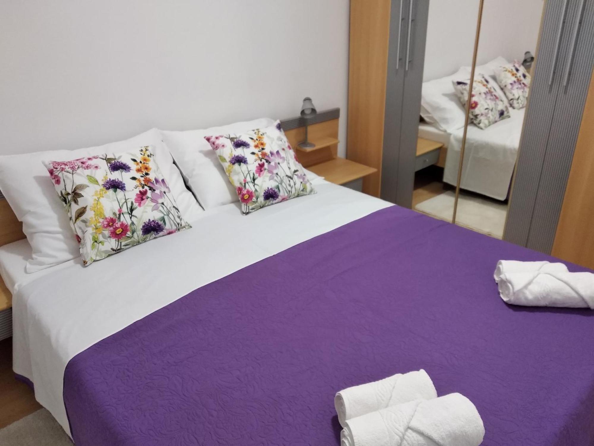 Apartment Savic Starigrad Paklenica Εξωτερικό φωτογραφία