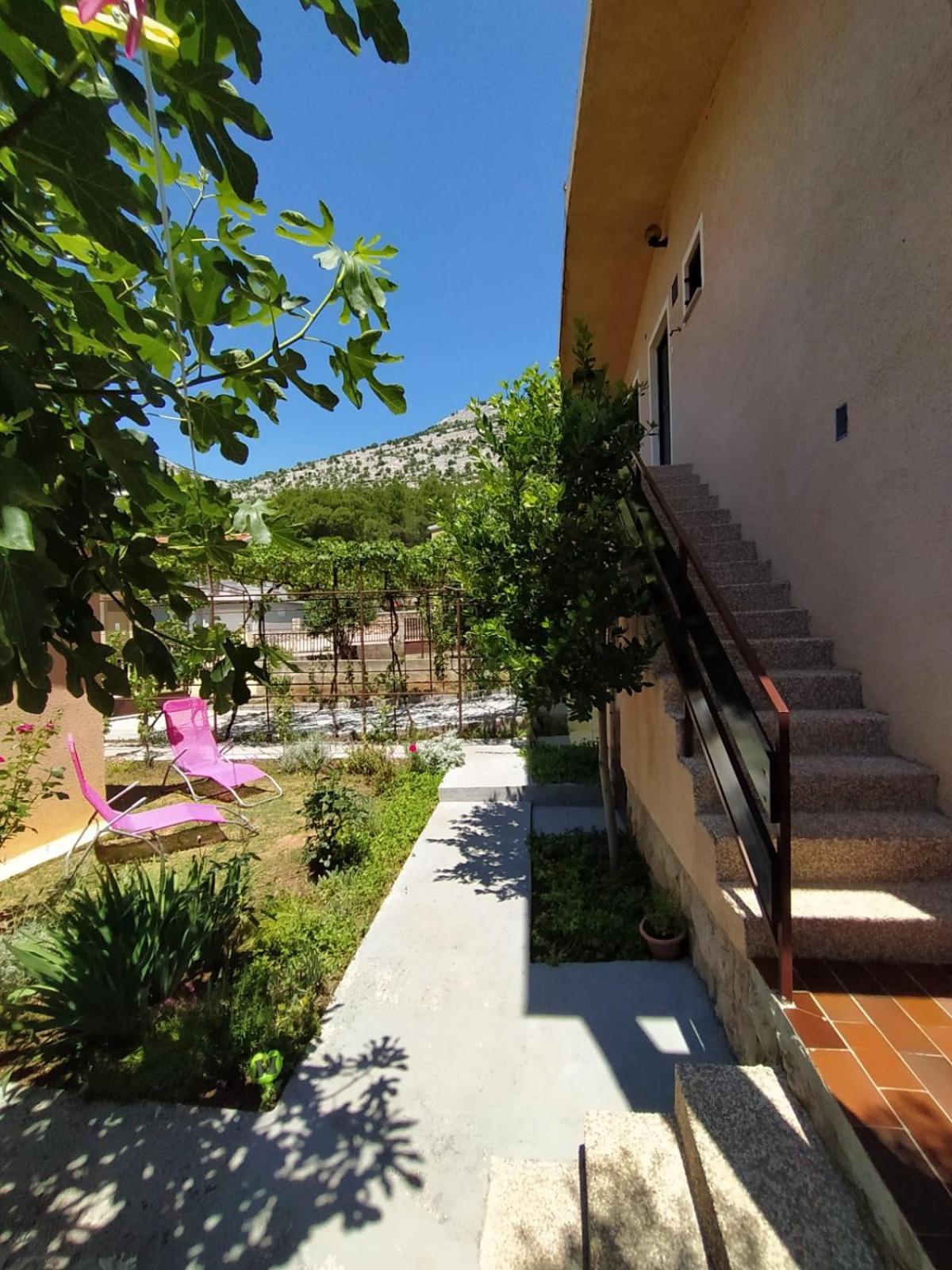 Apartment Savic Starigrad Paklenica Εξωτερικό φωτογραφία