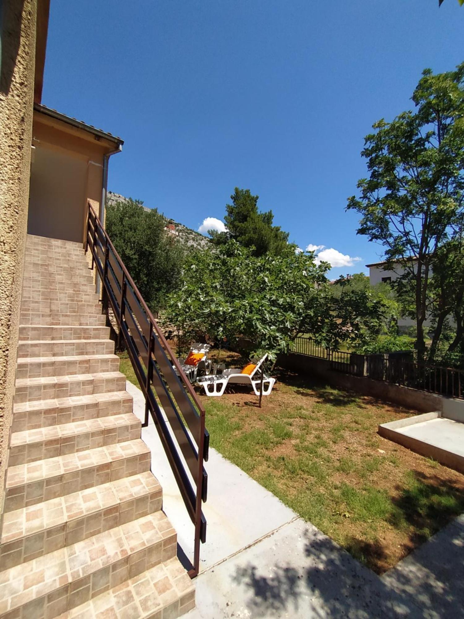 Apartment Savic Starigrad Paklenica Εξωτερικό φωτογραφία